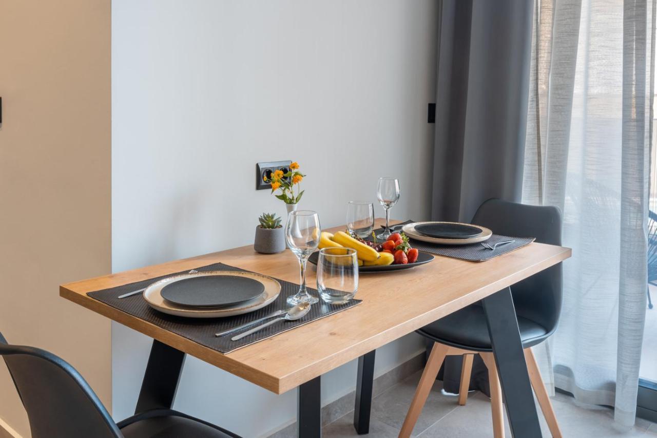 Brand New Suites In City Center Iraklio Eksteriør bilde