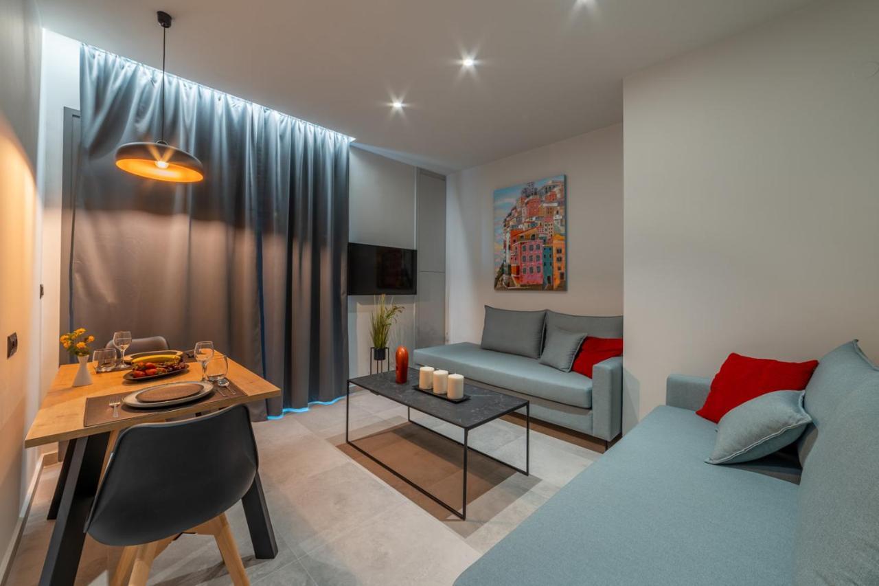Brand New Suites In City Center Iraklio Eksteriør bilde